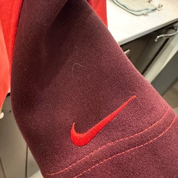 Size XL Nike Dri Fit Golf quarter zip pullover - Picture 3 of 6